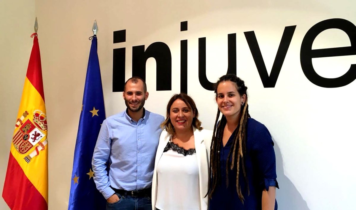 Reunión con la Directora General del INJUVE