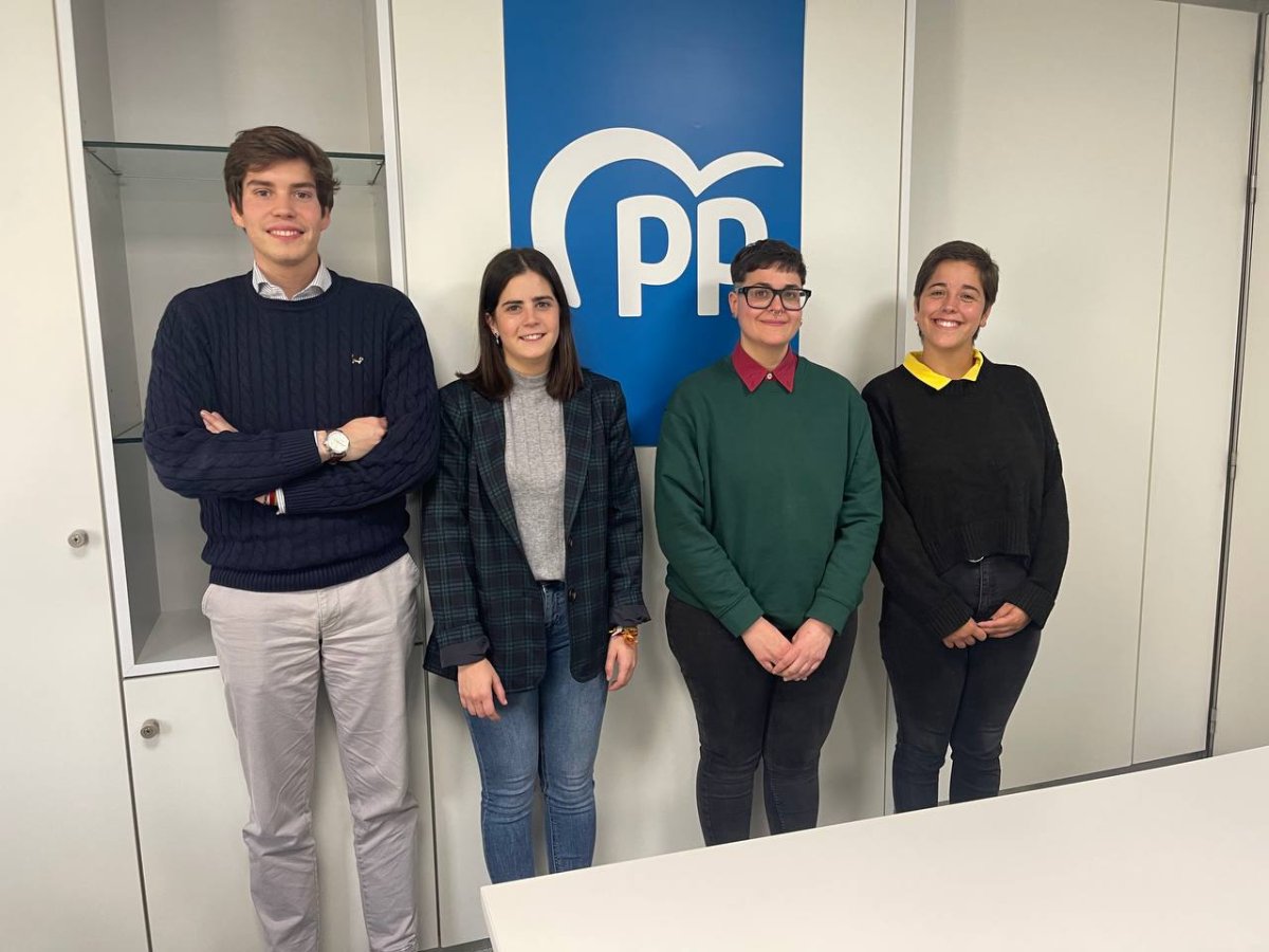 REUNIÓN POLÍTICA NUEVAS GENERACIONES